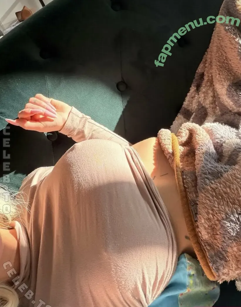 secretXaa nude photo #0016 (laaatoxicaa / naaataxaa / naaataxaa_official)