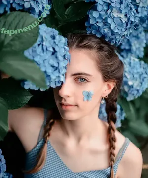 Seerasan / Sarah from Toyko Creative nude photo #0011