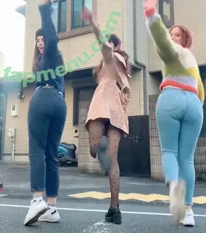 Seerasan / Sarah from Toyko Creative nude photo #0037