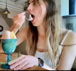 Seerasan / Sarah from Toyko Creative nude photo #0558