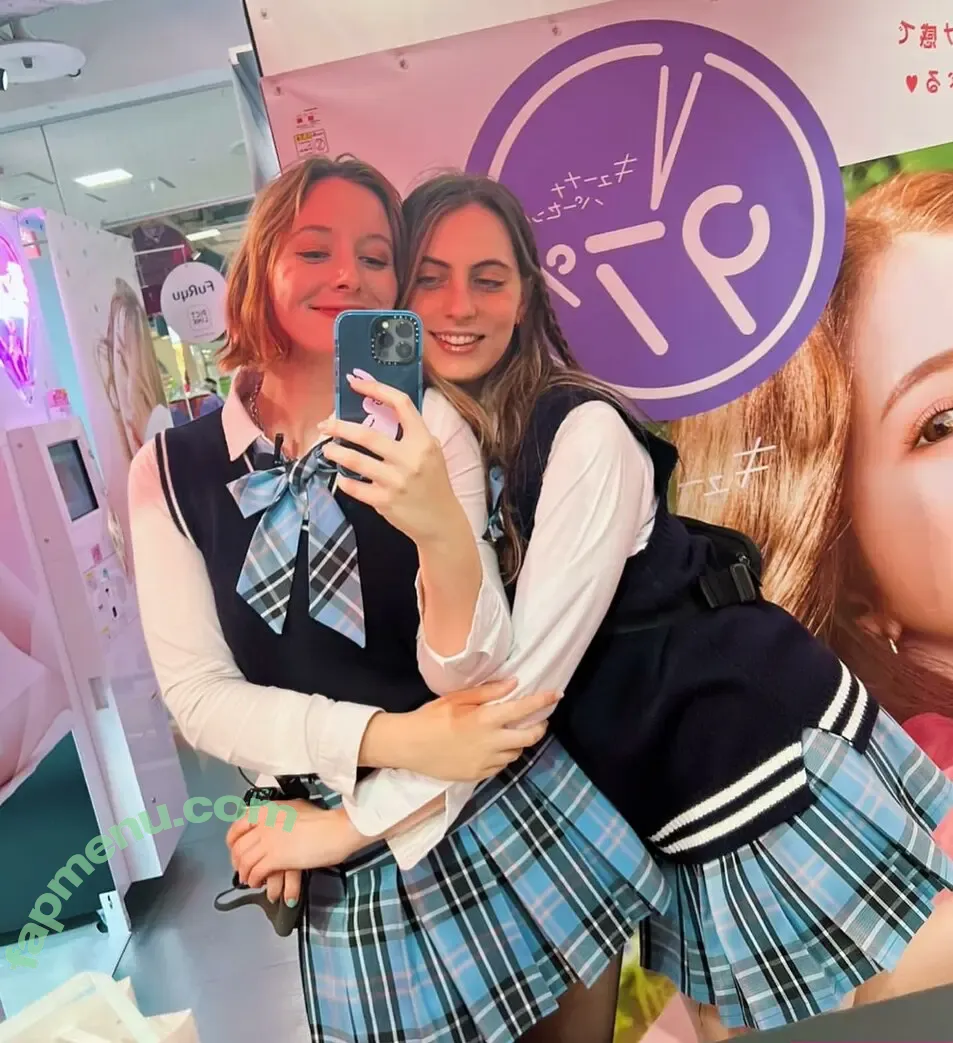 Seerasan nude photo #0025 (Sarah from Toyko Creative)