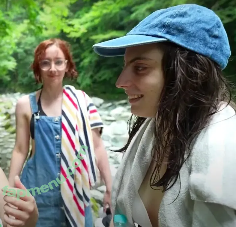 Seerasan nude photo #0028 (Sarah from Toyko Creative)