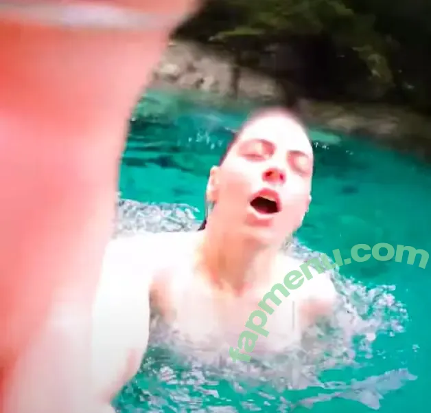 Seerasan nude photo #0041 (Sarah from Toyko Creative)