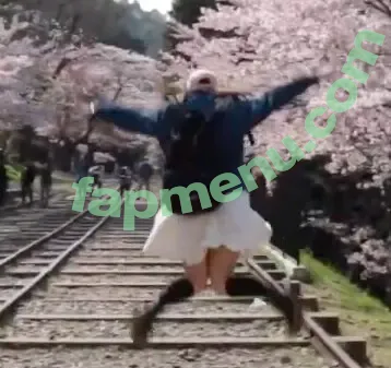 Seerasan nude photo #0053 (Sarah from Toyko Creative)