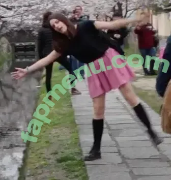 Seerasan nude photo #0060 (Sarah from Toyko Creative)