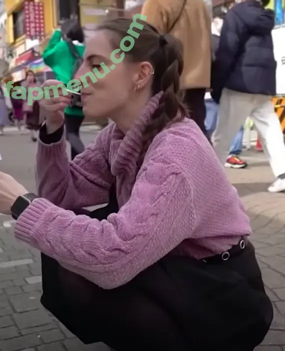 Seerasan nude photo #0072 (Sarah from Toyko Creative)