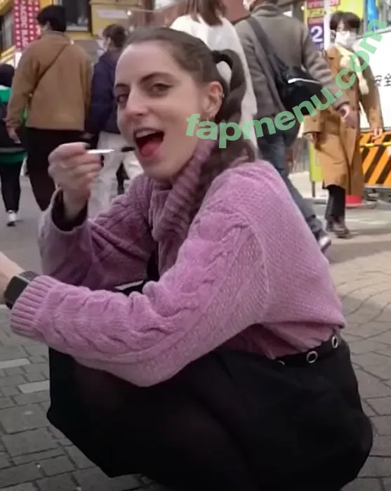 Seerasan nude photo #0073 (Sarah from Toyko Creative)