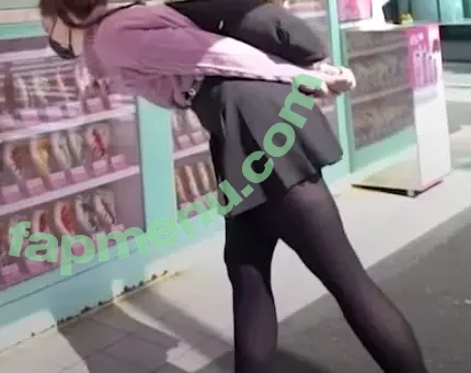 Seerasan nude photo #0086 (Sarah from Toyko Creative)