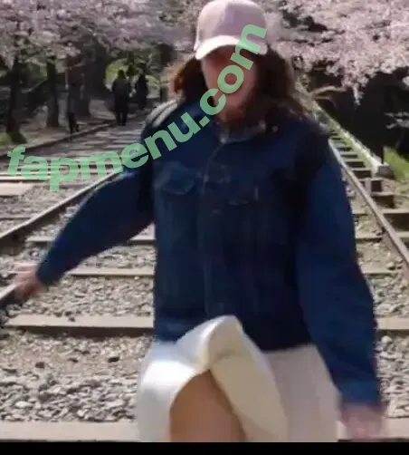 Seerasan nude photo #0090 (Sarah from Toyko Creative)