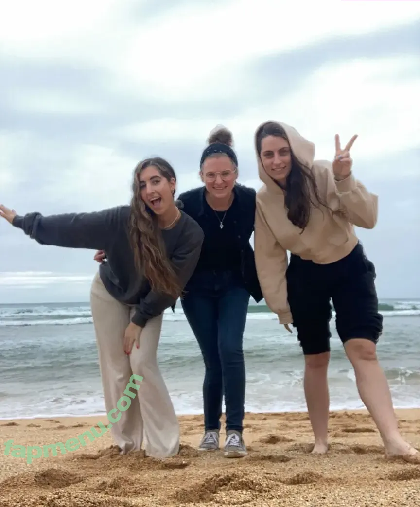 Seerasan nude photo #0117 (Sarah from Toyko Creative)