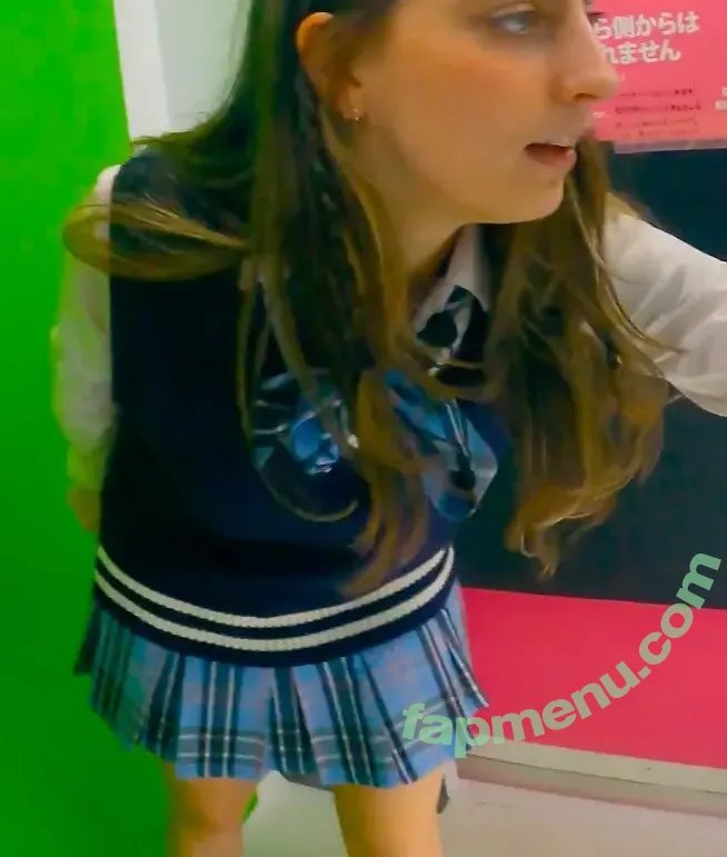 Seerasan nude photo #0188 (Sarah from Toyko Creative)