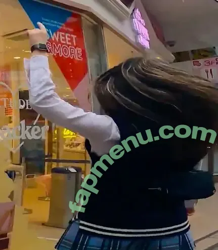 Seerasan nude photo #0238 (Sarah from Toyko Creative)