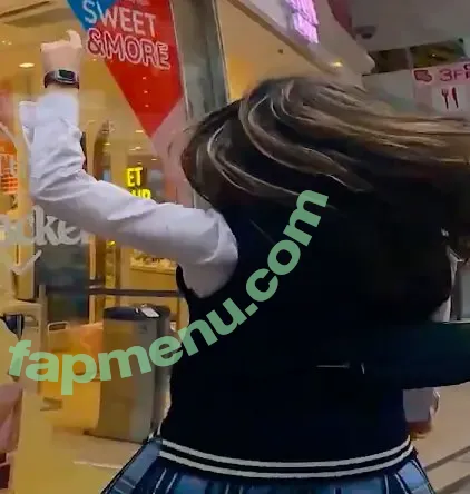 Seerasan nude photo #0239 (Sarah from Toyko Creative)