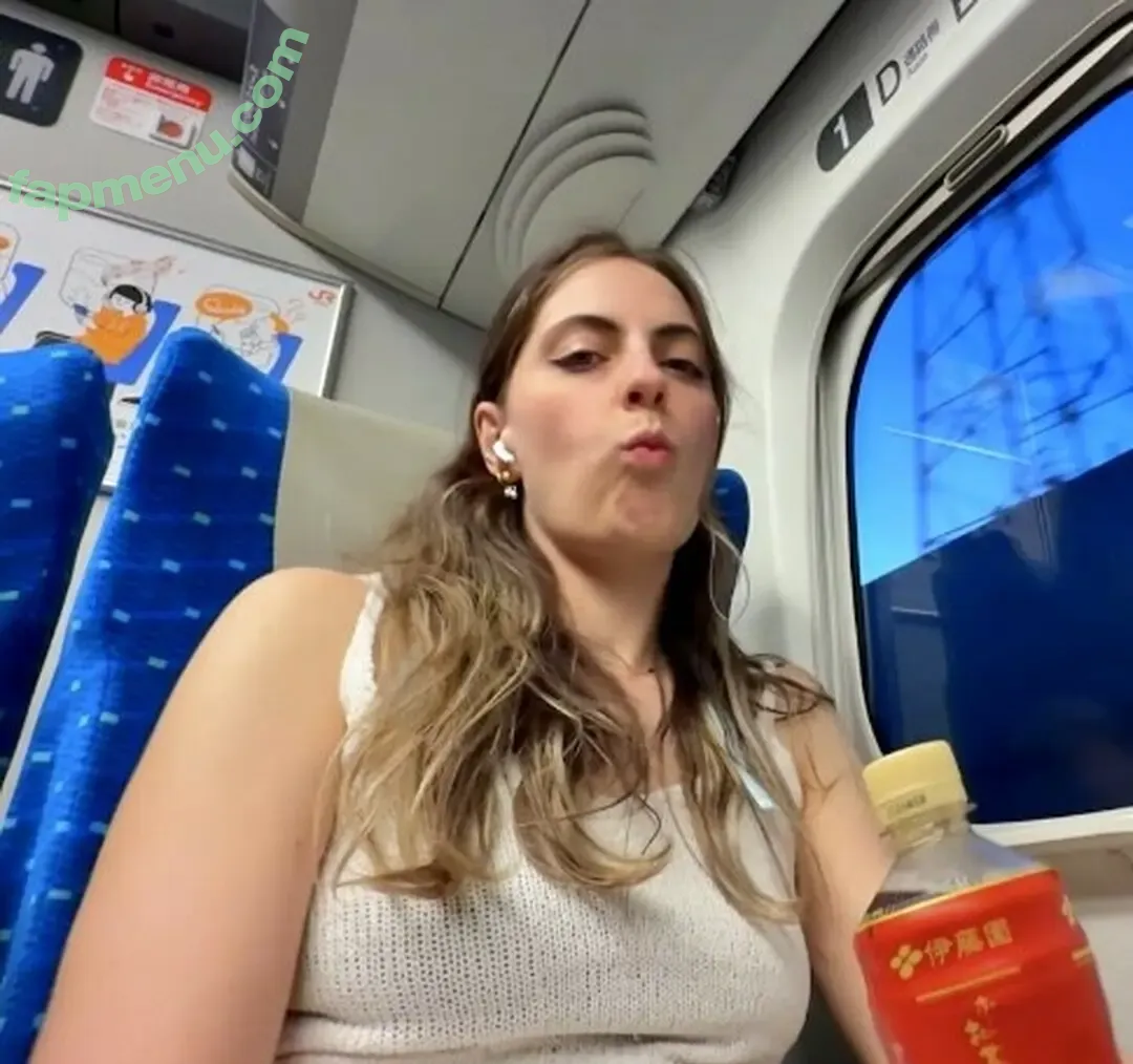 Seerasan nude photo #0569 (Sarah from Toyko Creative)