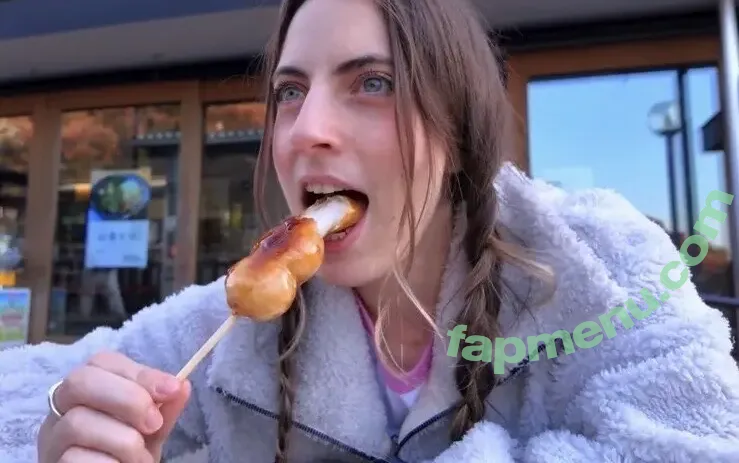 Seerasan nude photo #0579 (Sarah from Toyko Creative)