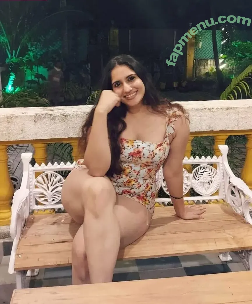 SeeratLuggani nude photo #0005 (seerattluggani)