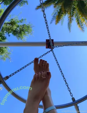 seeyanever / Cheemart / rompas.george nude photo #0025