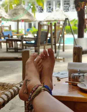 seeyanever / Cheemart / rompas.george nude photo #0027