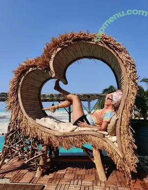 seeyanever / Cheemart / rompas.george nude photo #0028