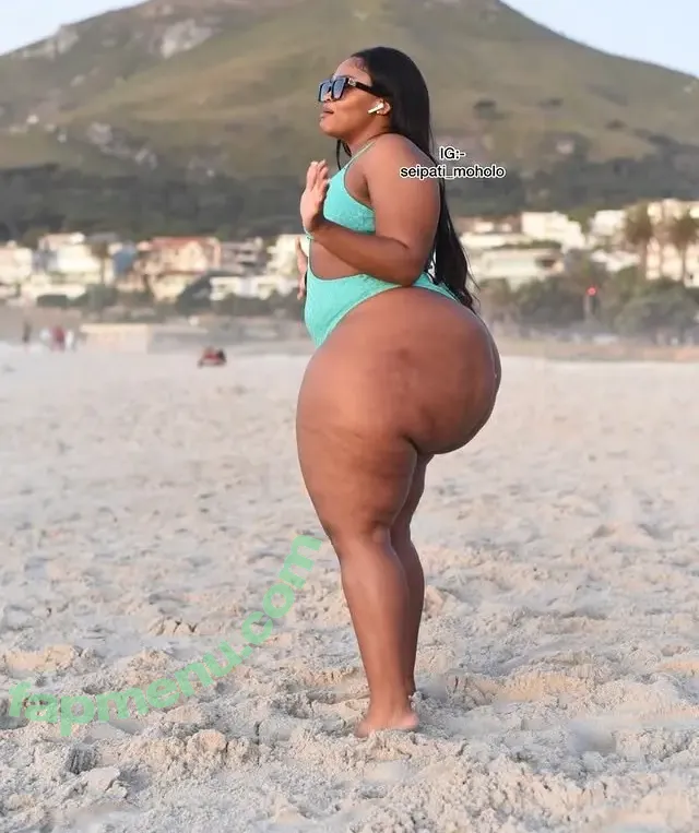 Seipati Moholo nude photo #0007 (seipati_bigmamar / seipati_moholo)