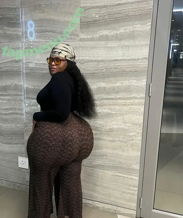 Seipati Moholo nude photo #0009 (seipati_bigmamar / seipati_moholo)