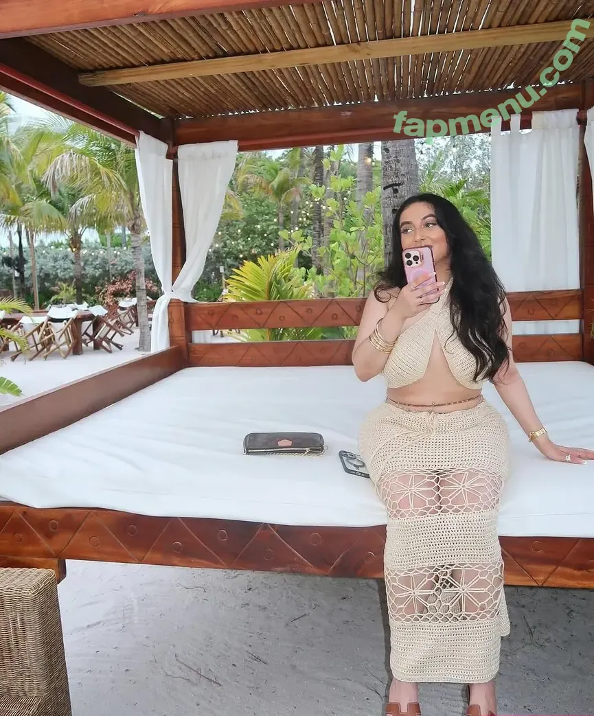 Sej Mehra nude photo #0010 (sejandvibes / sejtherobot)