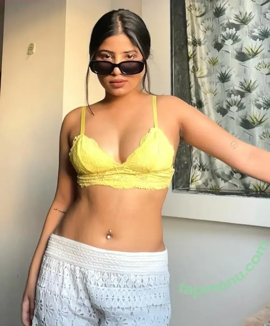 Sejal Dumbwani nude photo #0014 (sejaldumbwani)