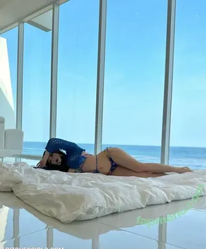 nude photo #0001