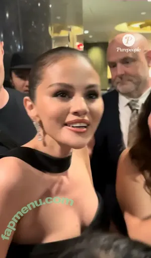 Selena Gomez / selena.gomez / selenagomez nude photo #0211