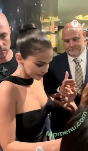 Selena Gomez / selena.gomez / selenagomez nude photo #0212