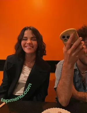 Selena Gomez / selena.gomez / selenagomez nude photo #0291