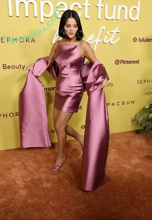 Selena Gomez / selena.gomez / selenagomez nude photo #0302