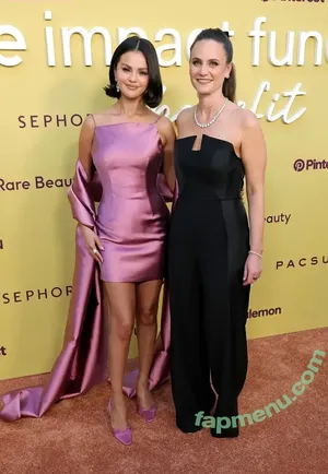 Selena Gomez / selena.gomez / selenagomez nude photo #0344