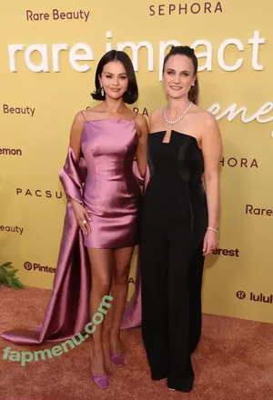 Selena Gomez / selena.gomez / selenagomez nude photo #0365