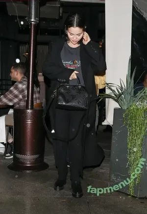 Selena Gomez / selena.gomez / selenagomez nude photo #0405