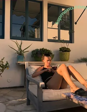 Selena Gomez / selena.gomez / selenagomez nude photo #0448