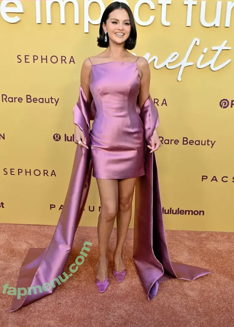 Selena Gomez nude photo #0308 (selena.gomez / selenagomez)