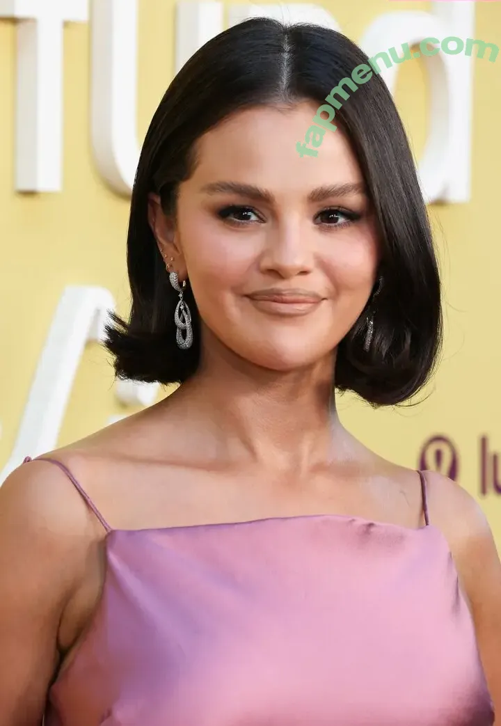 Selena Gomez nude photo #0331 (selena.gomez / selenagomez)
