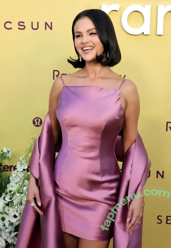 Selena Gomez nude photo #0337 (selena.gomez / selenagomez)