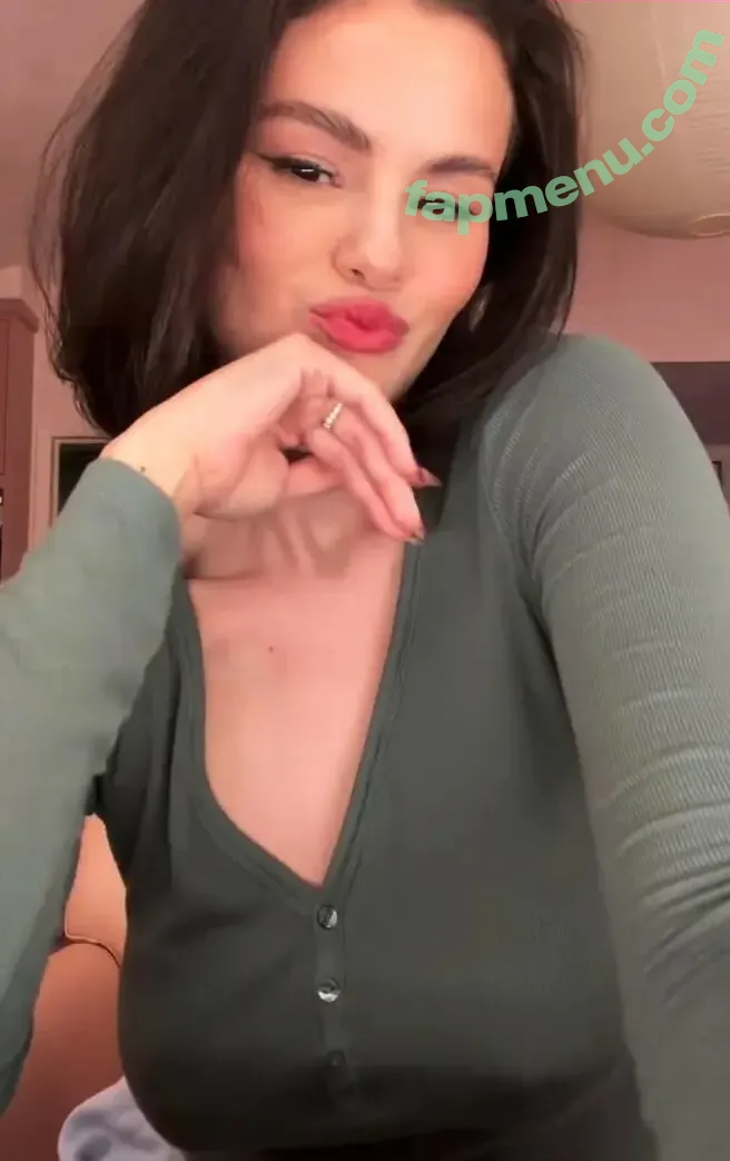 Selena Gomez nude photo #0446 (selena.gomez / selenagomez)