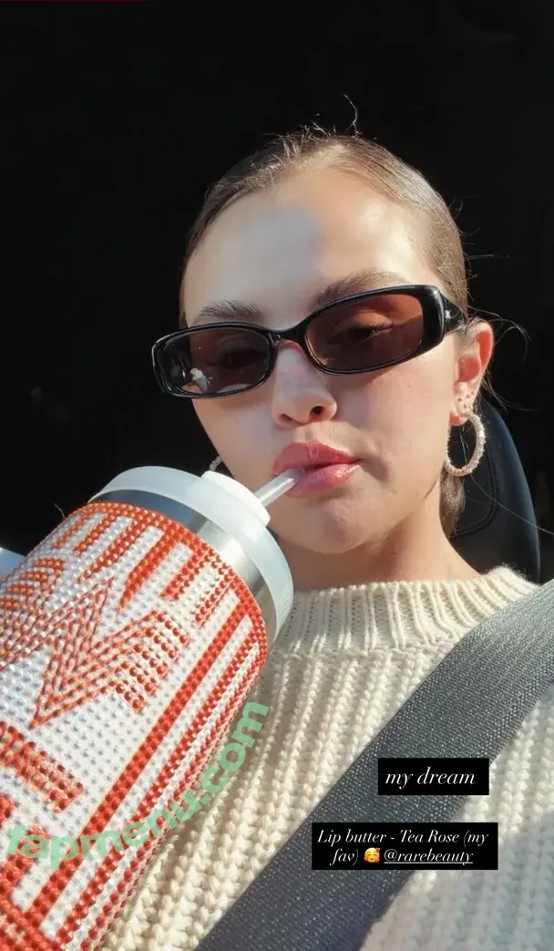 Selena Gomez nude photo #0496 (Selena / selena.gomez / selenagomez)