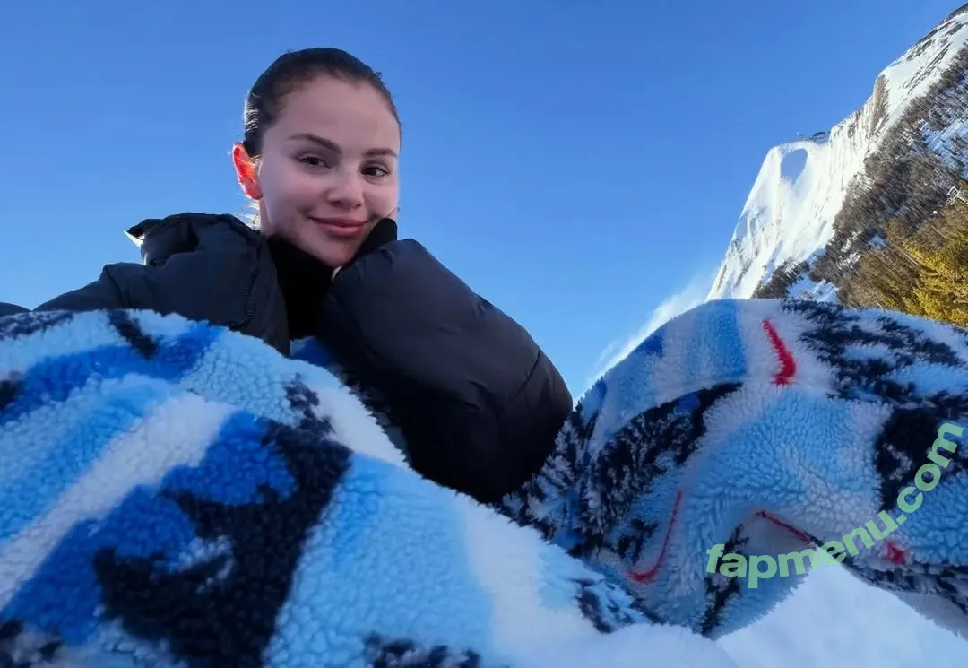 Selena Gomez nude photo #0503 (Selena / selena.gomez / selenagomez)