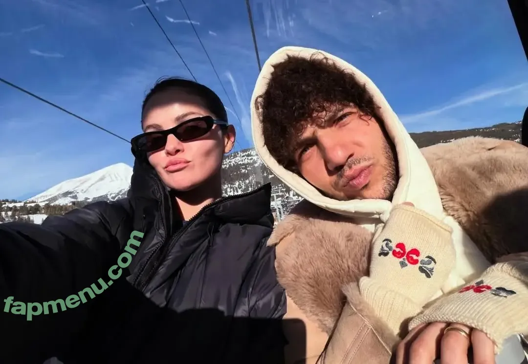 Selena Gomez nude photo #0504 (Selena / selena.gomez / selenagomez)