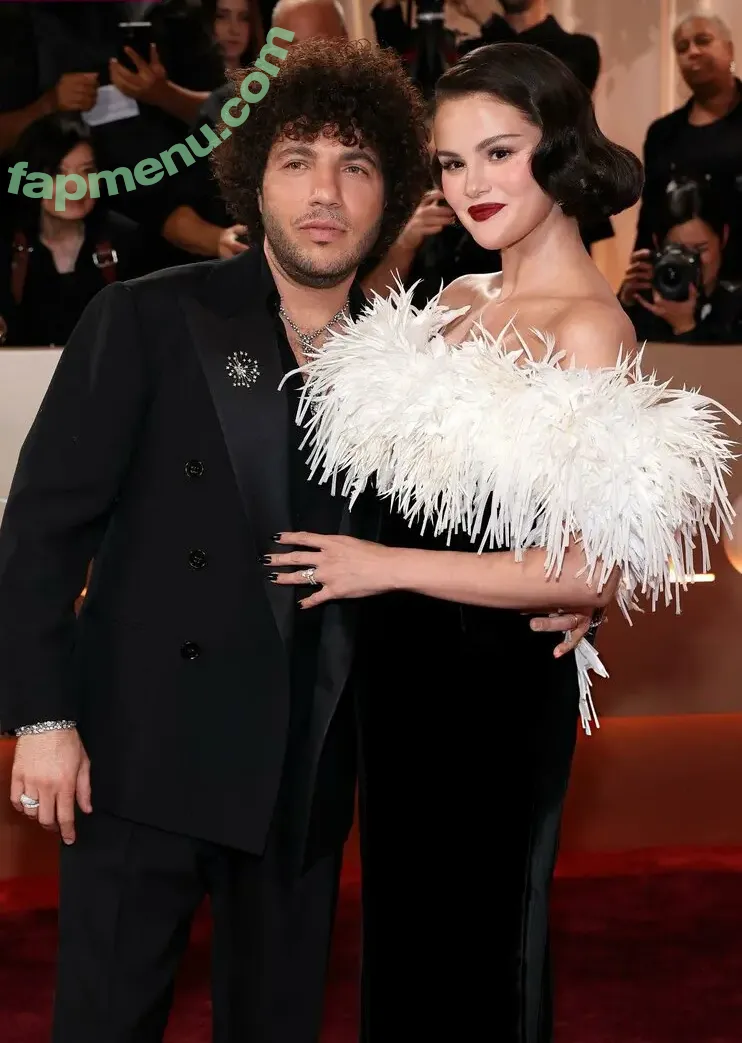 Selena Gomez nude photo #0524 (Selena / selena.gomez / selenagomez)