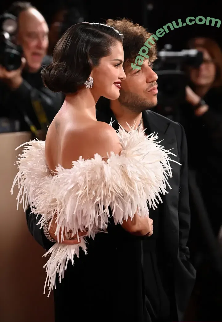 Selena Gomez nude photo #0551 (Selena / selena.gomez / selenagomez)