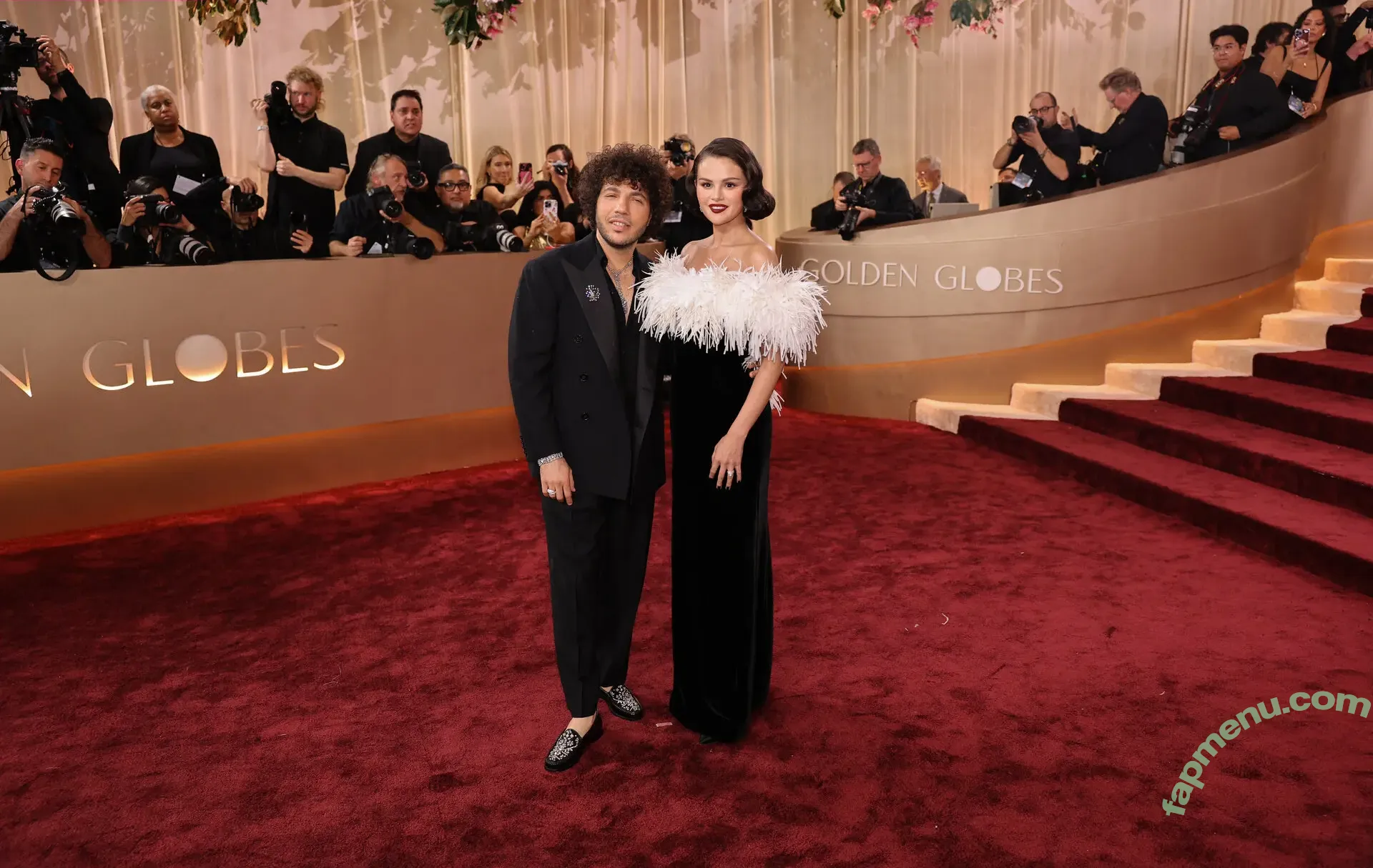 Selena Gomez nude photo #0559 (Selena / selena.gomez / selenagomez)