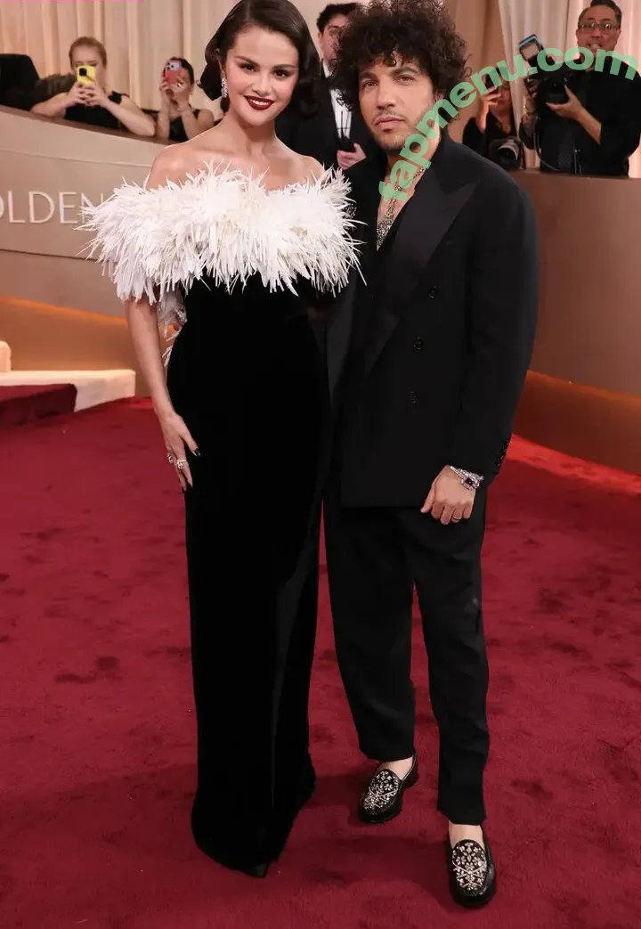 Selena Gomez nude photo #0569 (Selena / selena.gomez / selenagomez)