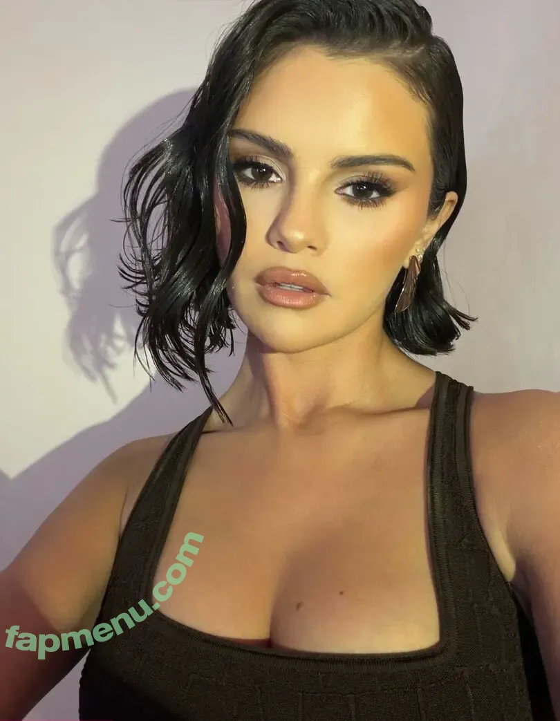 Selena Gomez nude photo #0591 (Selena / selena.gomez / selenagomez)