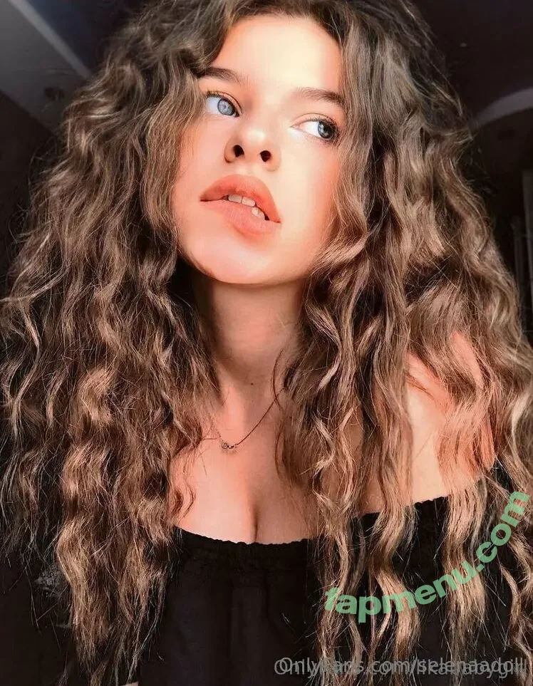 selenaadoll nude photo #0287 (selenaadoll)
