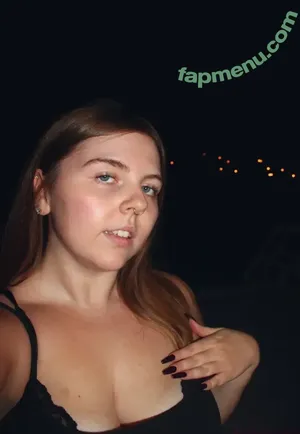 selenaax_ / selenaxox_ nude photo #0004